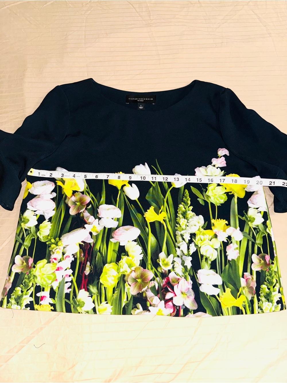 Victoria Beckham for Target Black Floral Print Blouse with White, Yellow & Green - Picture 4 of 9